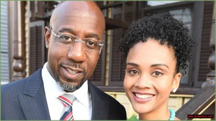 Bio, Age, Net Worth, Relationship, Career |