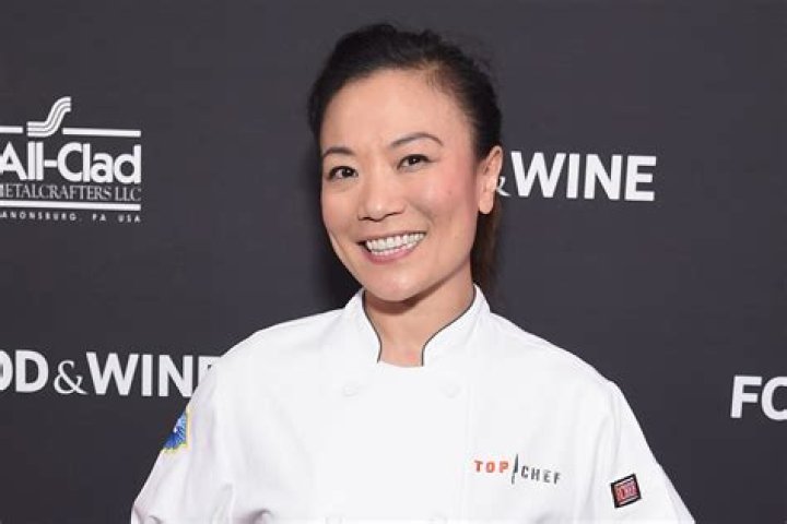 Is the Top Chef Star Married or Single? |